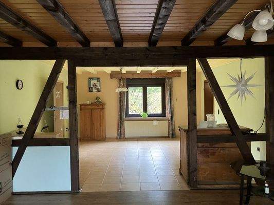 OG: Blick Richtung Esszimmer