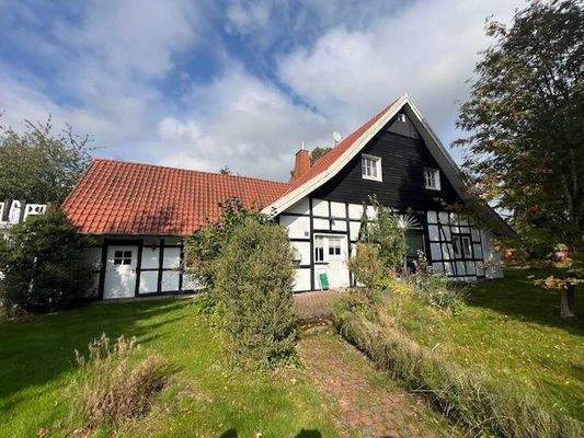 Frontansicht mit Anbau