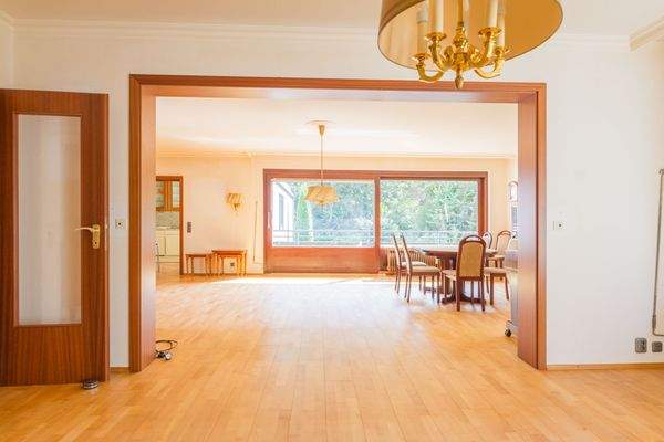 Durchgang Wohnzimmer