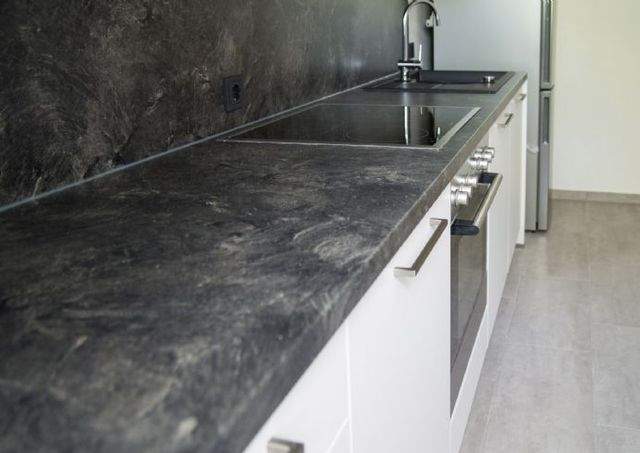 *** hochwertige ausgestattete Wohnung mit EBK *** - Foto 2