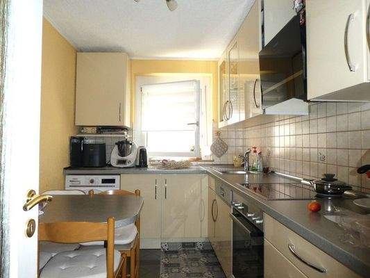 W 1. OG rechts Küche