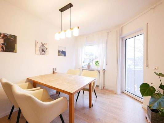 Wohn- und Esszimmer - 1. Obergeschoss links