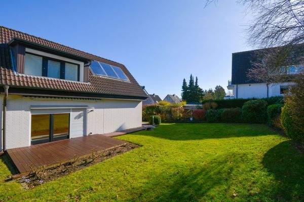 Hausansicht vom Garten