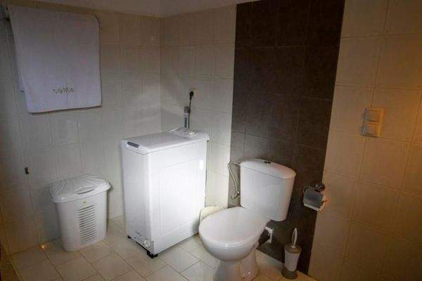 Südostkreta, Anatoli: Wohnung im ersten Stock mit Berg- und Meerblick zu verkaufen