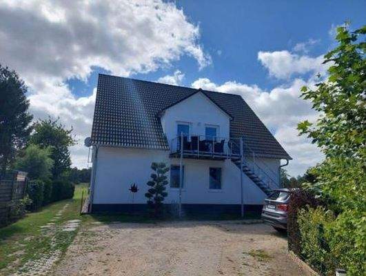 Hausansicht Einfahrt