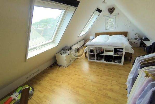 Schlafzimmer 2 - oben - Bild 3