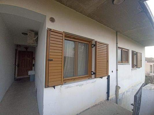 Kreta, Voukolies: Möblierte Wohnung im ersten Stock zu verkaufen