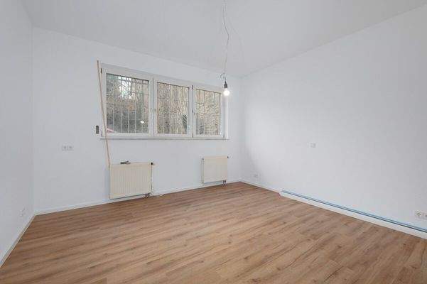 Büro-/ Kinderzimmer 1