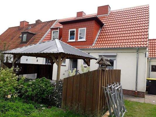 Ansicht vom Garten aus