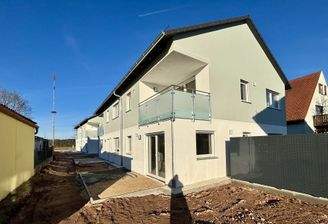 Blick auf die sonnige Erdgeschosswohnung