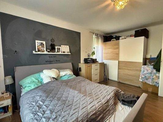 helles Schlaf- oder Kinderzimmer