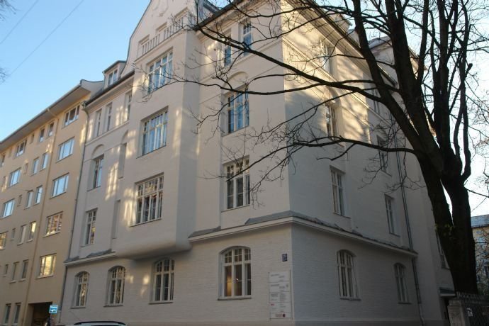8 Zimmer Wohnung in München (Schwabing-West)