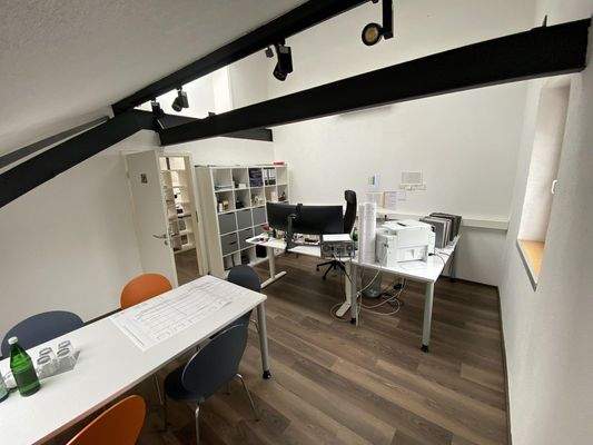 Büro 4 Dachgeschoß