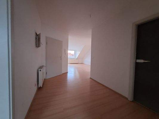 Flur Richtung Wohnzimmer