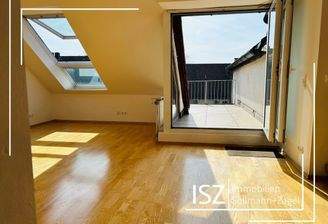 Wohnzimmer - Zugang Dachterrasse