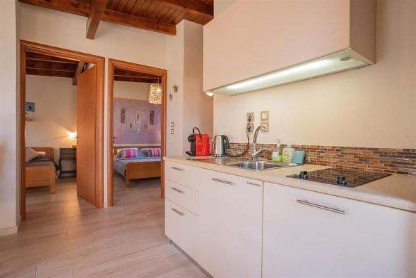 Kreta, Kolymvari: Villa mit Meer- und Bergblick und unabhängigem Apartment zu verkaufen