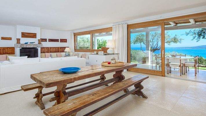 Waterfront Villa Marinella SALE and RENT - Porto R