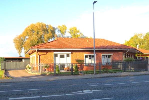 Boungalow mit Zufahrt