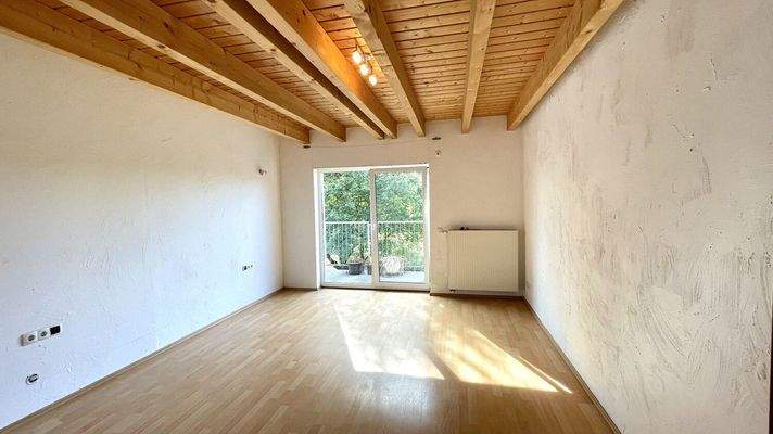 Zimmer 1 mit Zugang zum Balkon