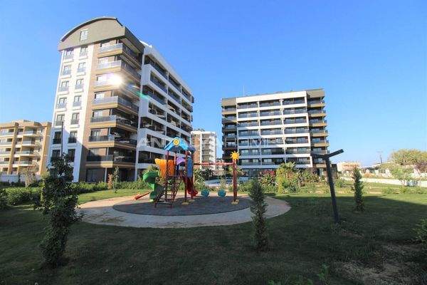 Spacious Flats in a Project with Pool in Altıntaş Antalya