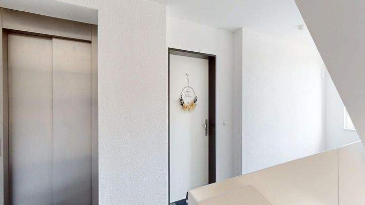 gepflegtes Treppenhaus