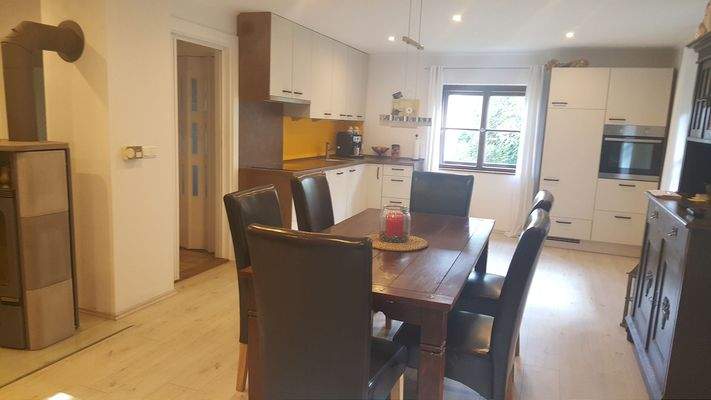 Blick_Küche_bewohnt