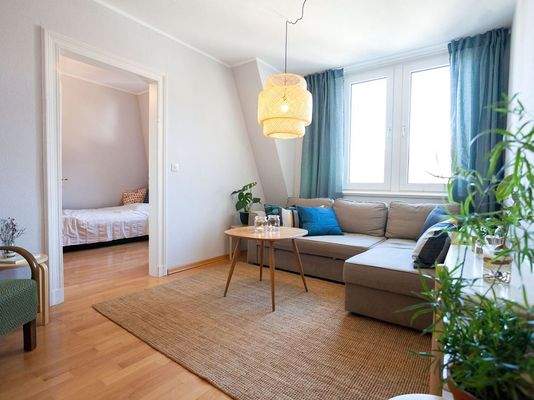 Dachgeschoss - Großer Wohn- und...