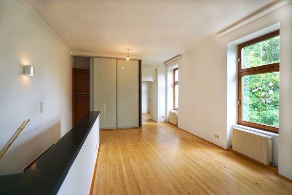 Zimmer 2 Richtung Schrankraum