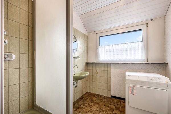 Tageslicht-Duschbad Dachgeschoss