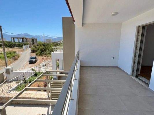 Kreta, Ammoudara: Reihenhaus mit Meerblick bei Agios Nikolaos zu verkaufen