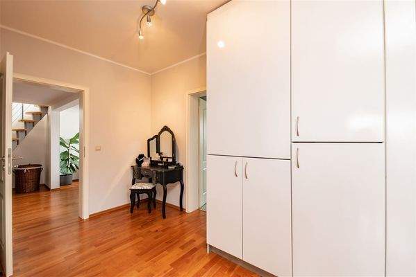 Diele mit Einbauschrank