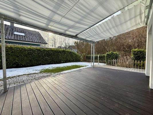 überdachte Terrasse