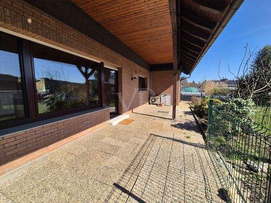 Terrasse vorne