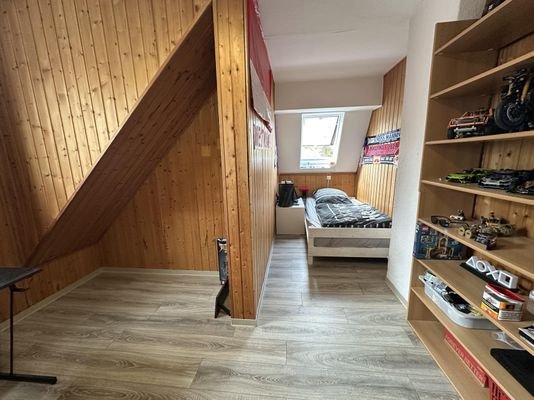 Schlafzimmer DG