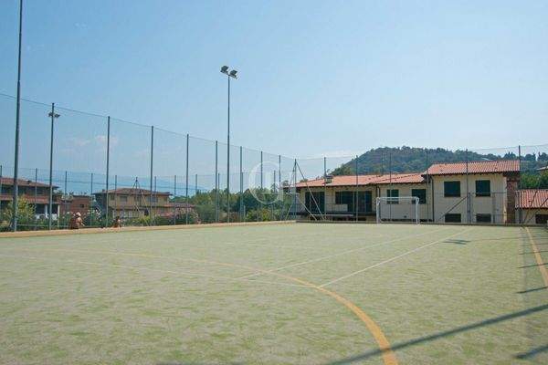 Fußballplatz der Anlage