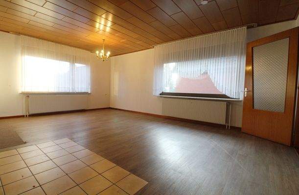 Wohnzimmer m. Ofenanschluss