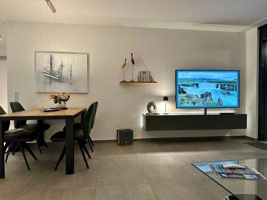 Innenansicht dunkel-2.jpeg