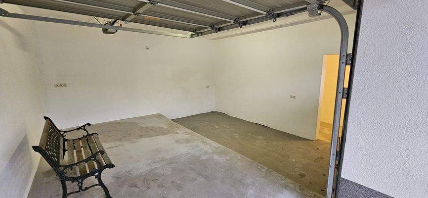 WhatsApp Image 2025-12-23 at 11.49.22.jpeg