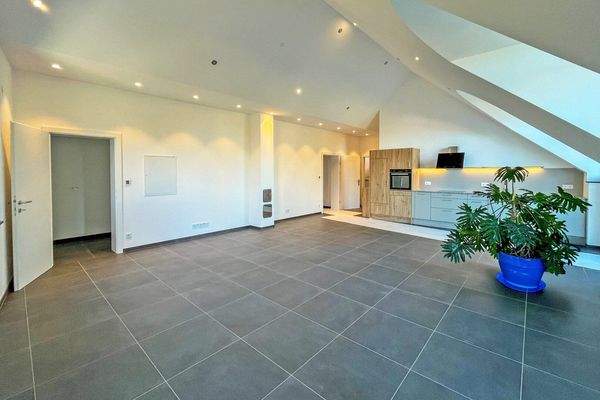 Wohnzimmer_AR_ Richtung Küche