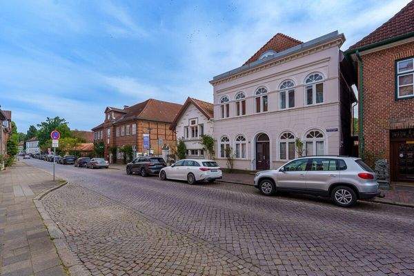 Seitliche Vorderansicht