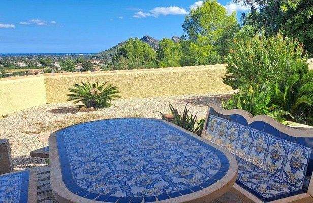 Pe860 views from apartment b.jpg