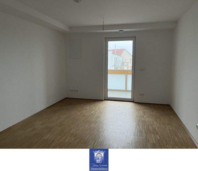Willkommen im modernen Erstbezug! Perfekter Zuschnitt, EBK, schöner Balkon und Lift! - Photo 1