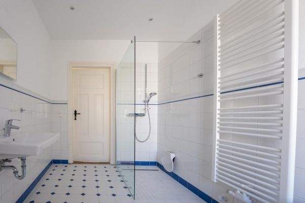 Duschbad im Erdgeschoss