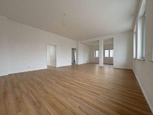 Wohnraum Blick Richtung Eingang