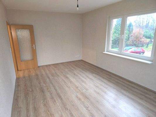 Wohnzimmer Bild 2.jpg