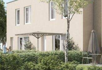 Mittleres preisgünstiges Reihenhaus 