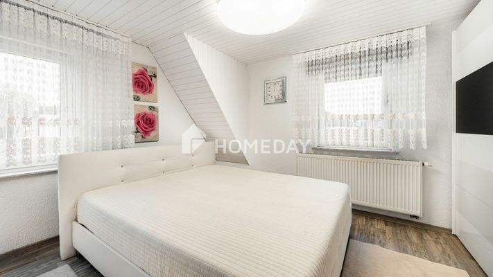 1. OG Elternschlafzimmer 1