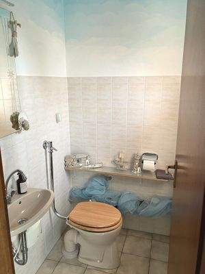 Bürogebäude: WC Erdgeschoss