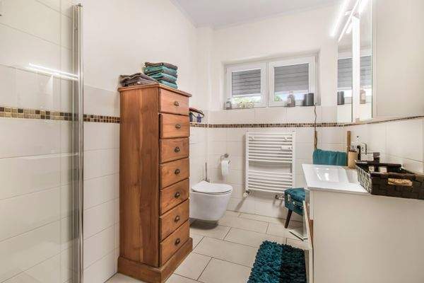 Badezimmer im Erdgeschoss