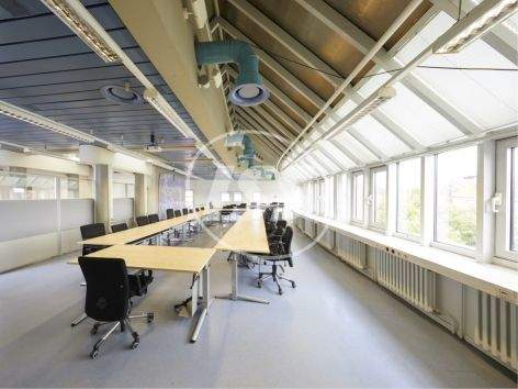 Besprechungsraum ehem K. (BT8, 3. OG)